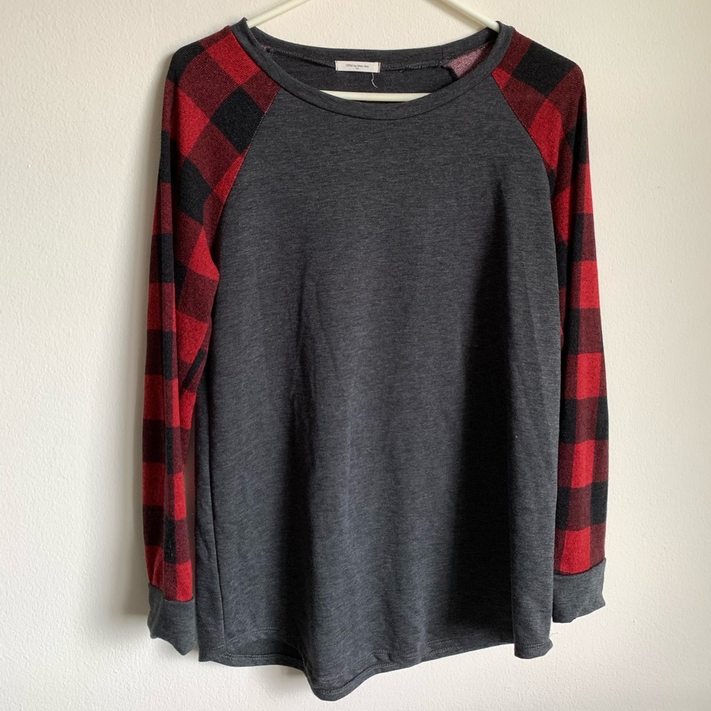 Cute Plaid Sleeve Shirt